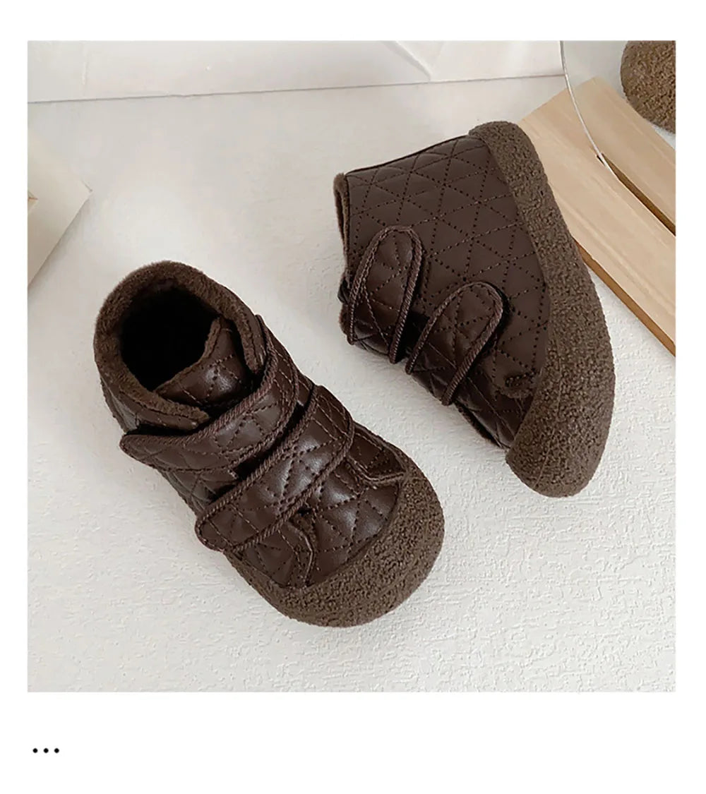 Bottines Bébé en Cuir – Chaudes, Légères & Antidérapantes– Modèle Chêne