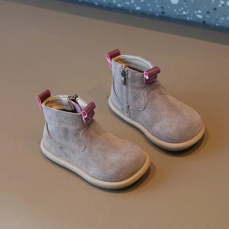Bottines Bébé Premiers Pas – Cuir Suédé & Semelle Souple – Modèle Châtaigne