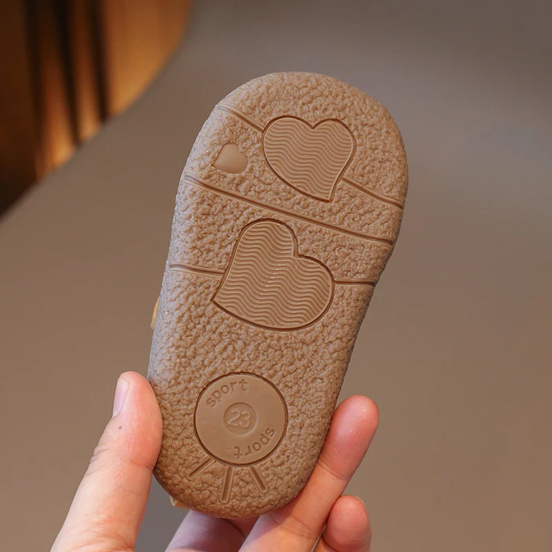 Baskets Premiers Pas – Souples, Confortables & Antidérapantes – Modèle Explorateur