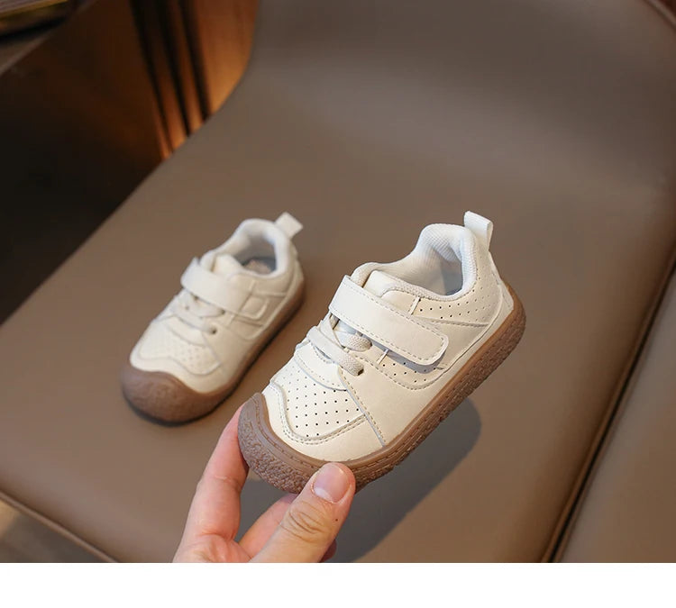Baskets Premiers Pas – Souples, Confortables & Antidérapantes – Modèle Explorateur