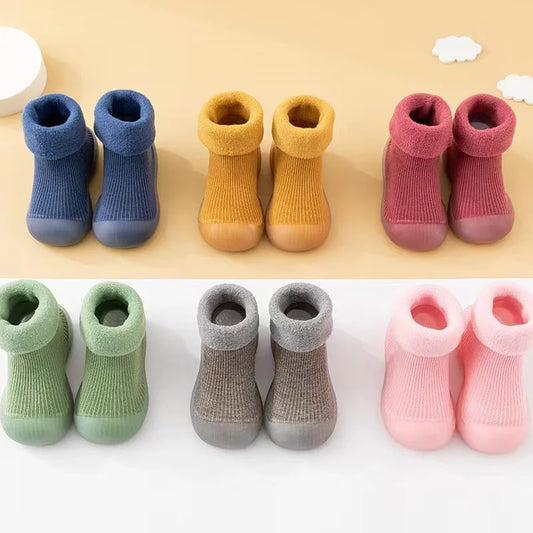 Chaussures Chaussettes Bébé – Style & Confort