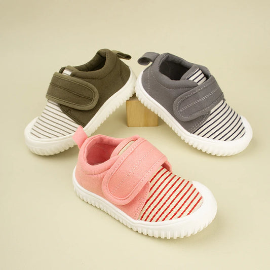 Chaussures Bébé en Toile – Légères & Antidérapantes