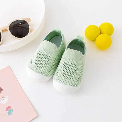 Baskets Bébé Respirantes – Légèreté & Confort – Modèle Souffle